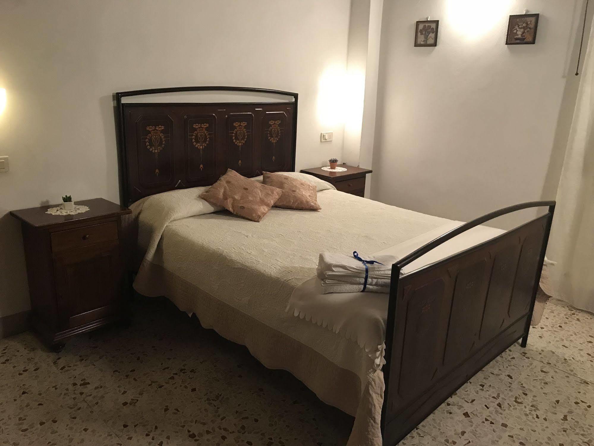 Camere Gozzante Пиенца Екстериор снимка